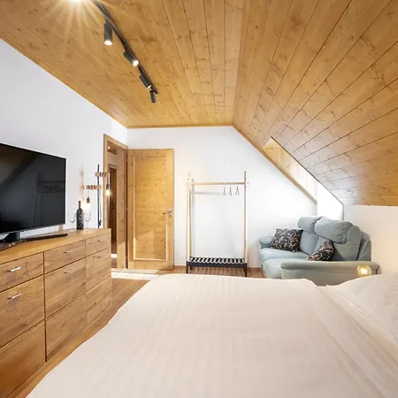 Grand Chalet